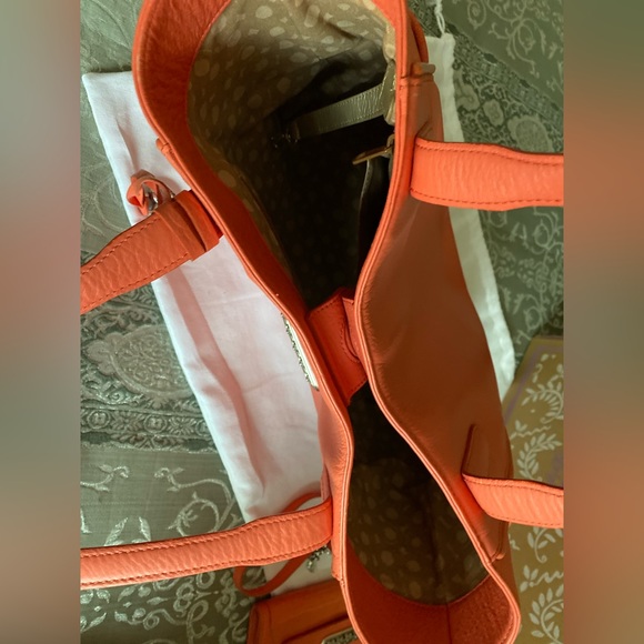 BRIGHTON 🪸CORAL🪸 💯% GENUINE LEATHER TOTE BAG & MATCHING WALLET SET 🌟EUC🌟 - Picture 6 of 16